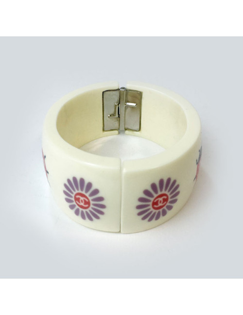 Manchette CHANEL en plexi 