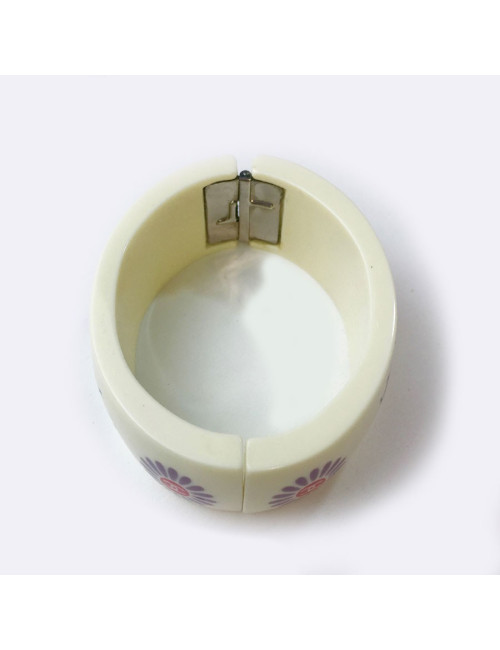 Manchette CHANEL en plexi 