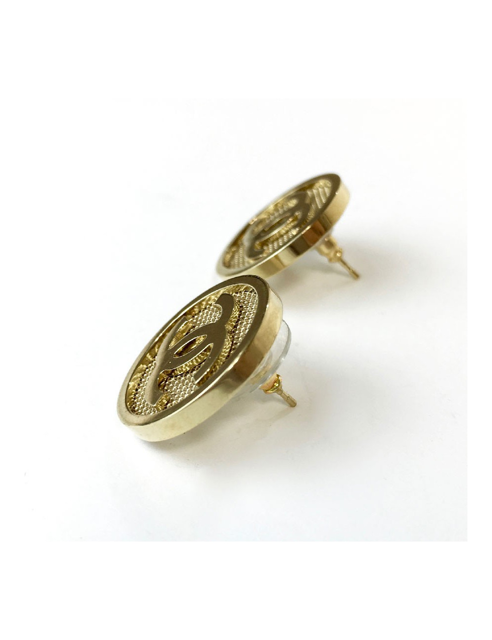 Boucles d'oreille clous CHANEL grillage