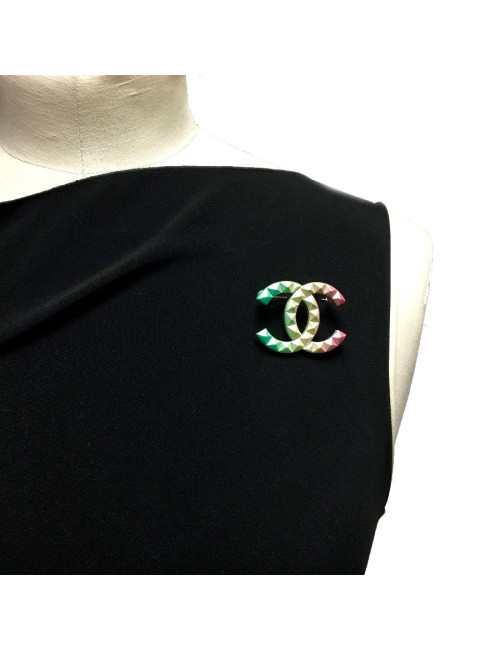 Broche CHANEL CC  pointes de diamant tricolores