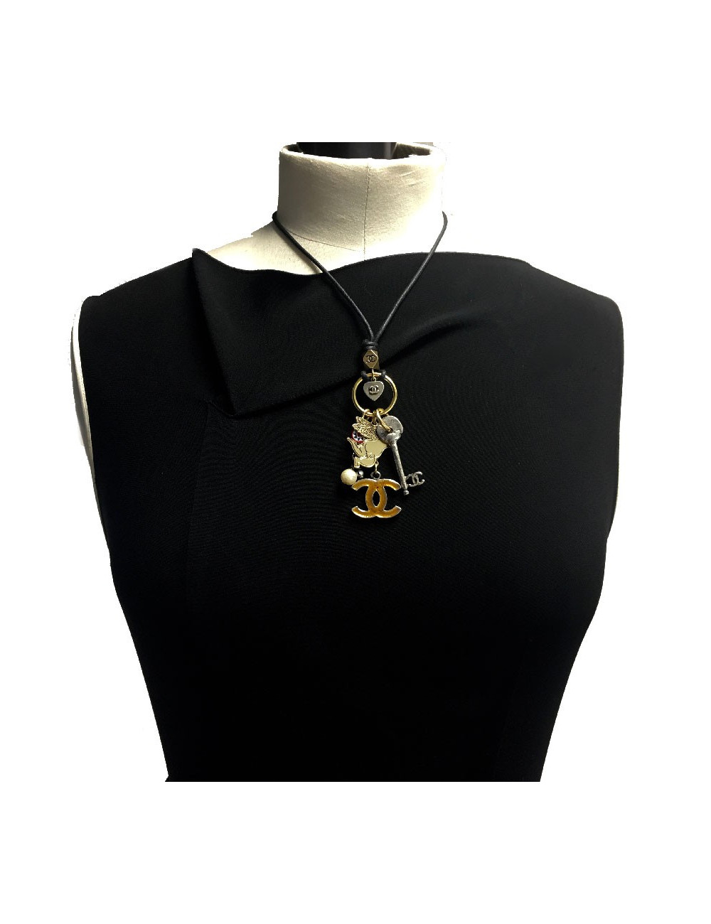 CHANEL link necklace and charms