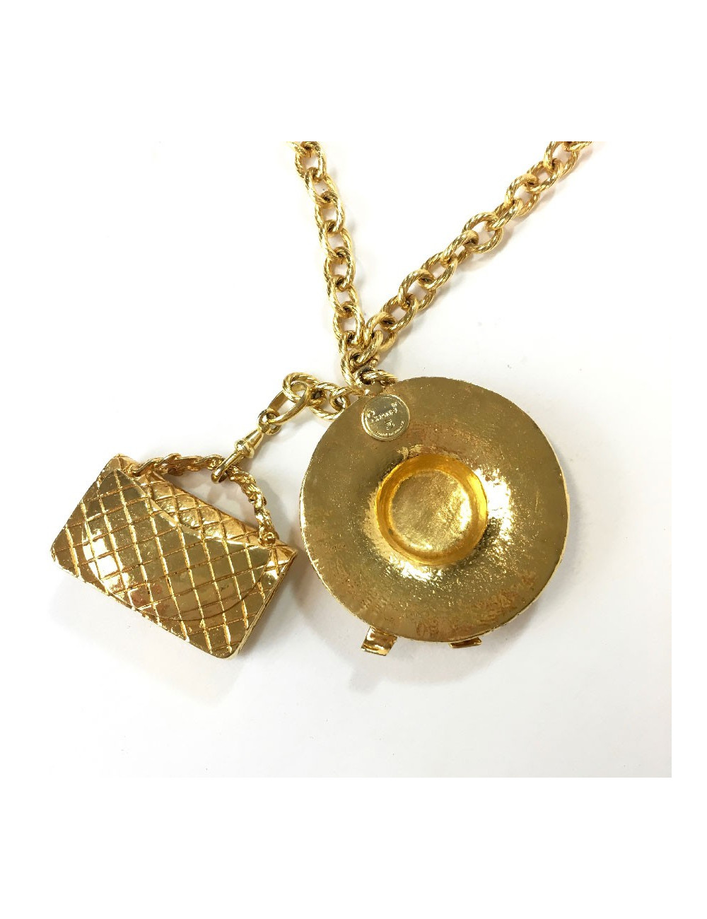 Sautoir CHANEL sac et chapeau Vintage