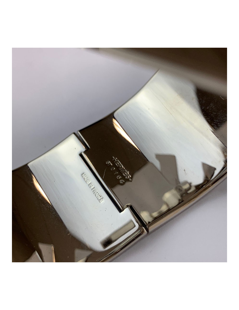 Manchette HERMES émail bleu glacier CLIC H GM