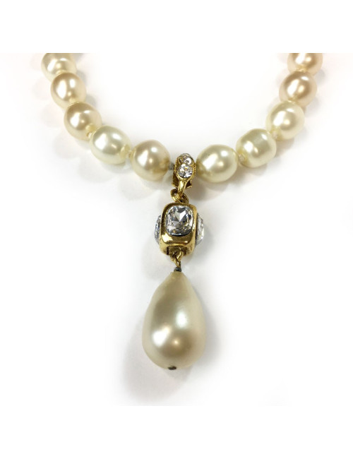 Collier CHANEL  grosses perles nacrées Vintage