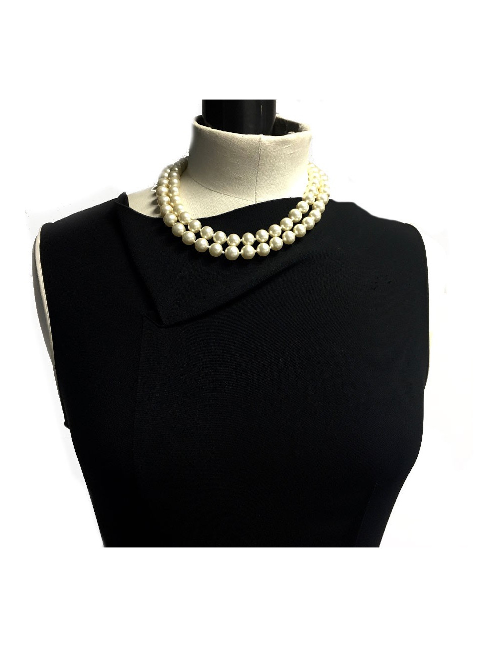 Collier CHANEL double rangs de perles nacrées