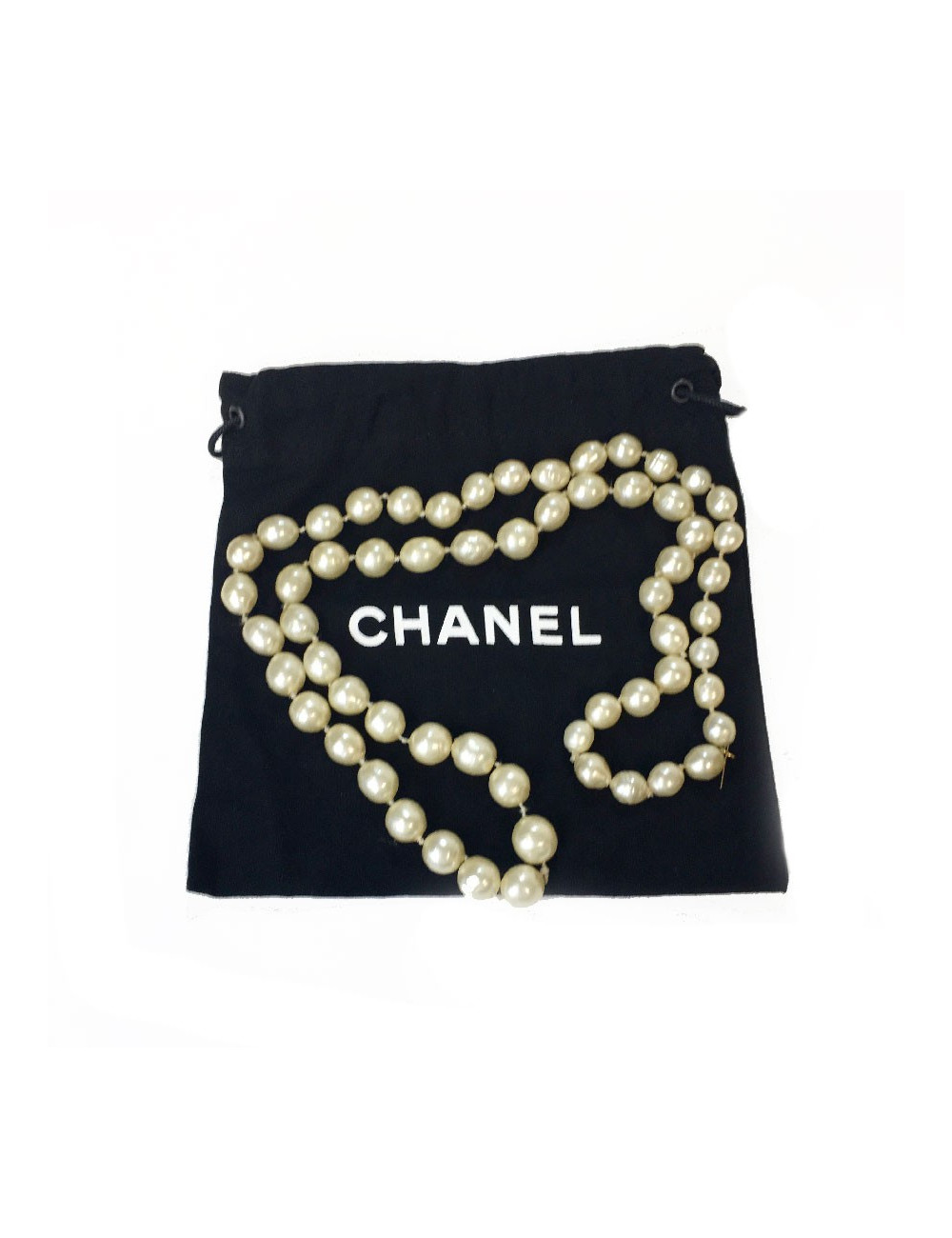 Sautoir CHANEL "1983" perles en pâte de verre nacrées