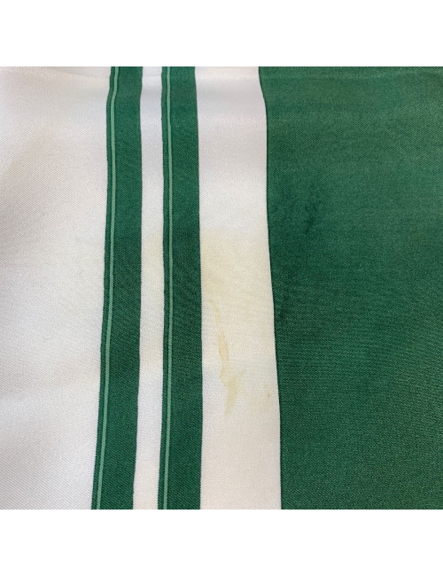 Carré 90 x 90 HERMES soie 100%