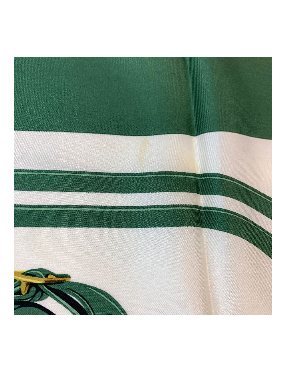 Carré 90 x 90 HERMES soie 100%