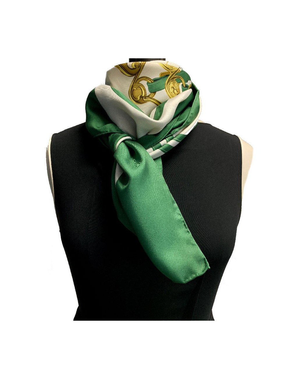 Carré 90 x 90 HERMES soie 100%