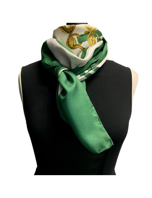 Carré HERMES Brides de Gala en soie verte