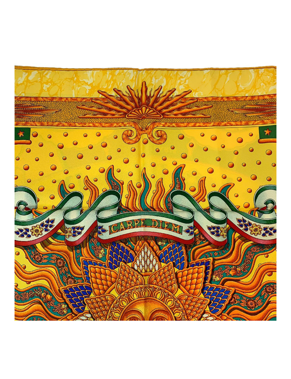 Carré 90 x90 HERMES soie 100 % "Carpe Diem"