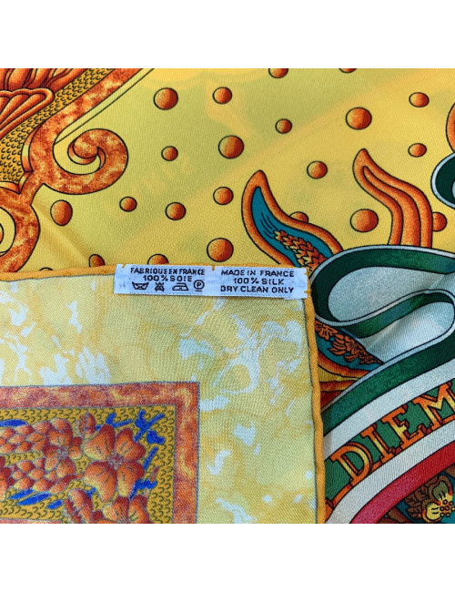 Carré 90 x90 HERMES soie 100 % "Carpe Diem"