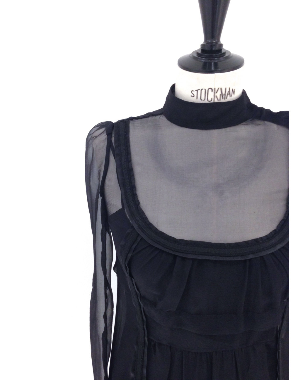 Robe PRADA soie noire T 40