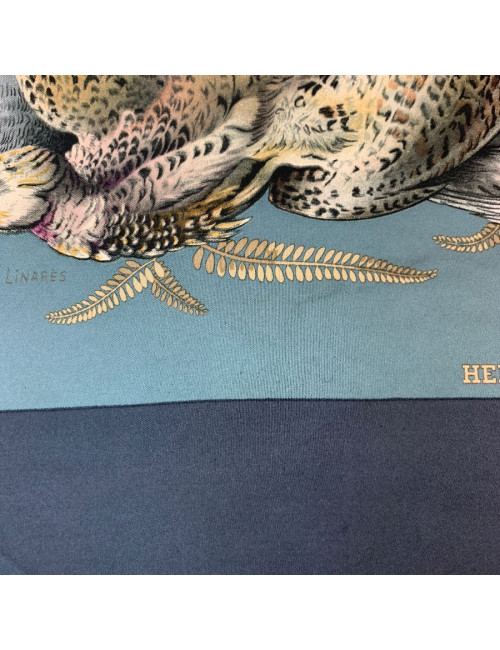 Carré HERMES Gibier en soie vert-de-gris