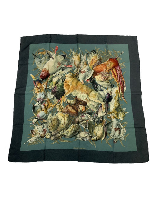 Carré HERMES Gibier en soie vert-de-gris