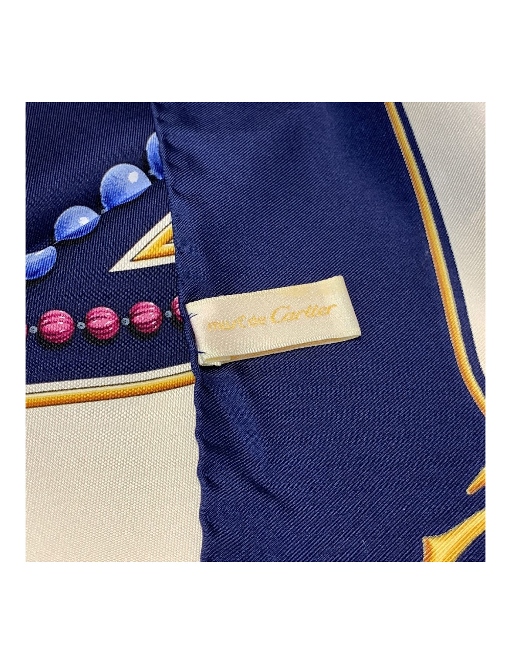 Carré CARTIER soie 100 %