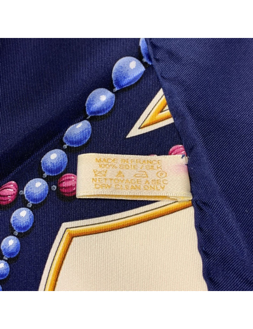 Carré CARTIER Must de Cartier en soie bleu marine