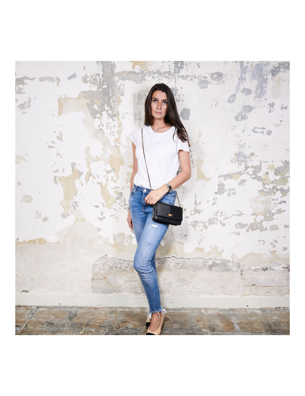 Wallet on chain CHANEL cuir chevron noir