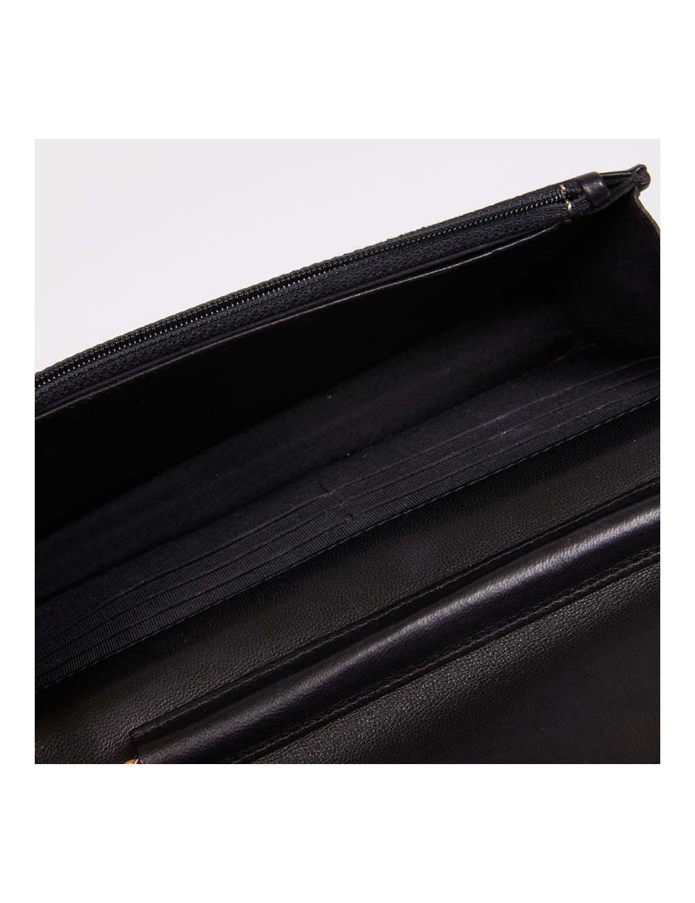 Wallet on chain CHANEL cuir chevron noir