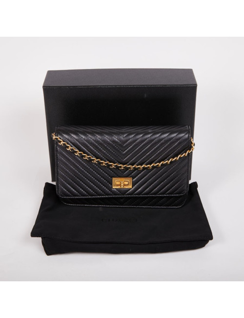 Wallet on chain CHANEL cuir chevron noir
