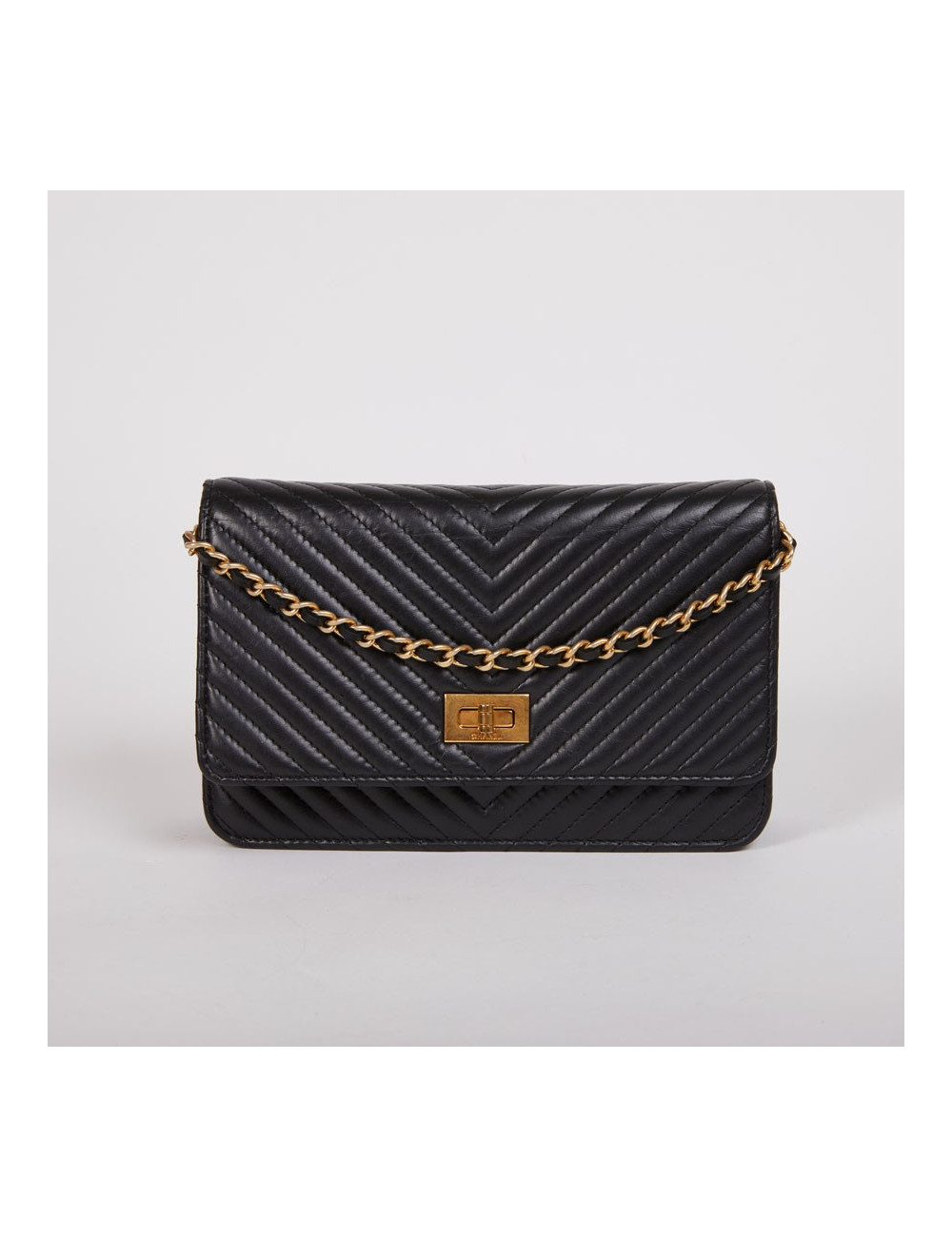 Wallet on chain CHANEL cuir chevron noir