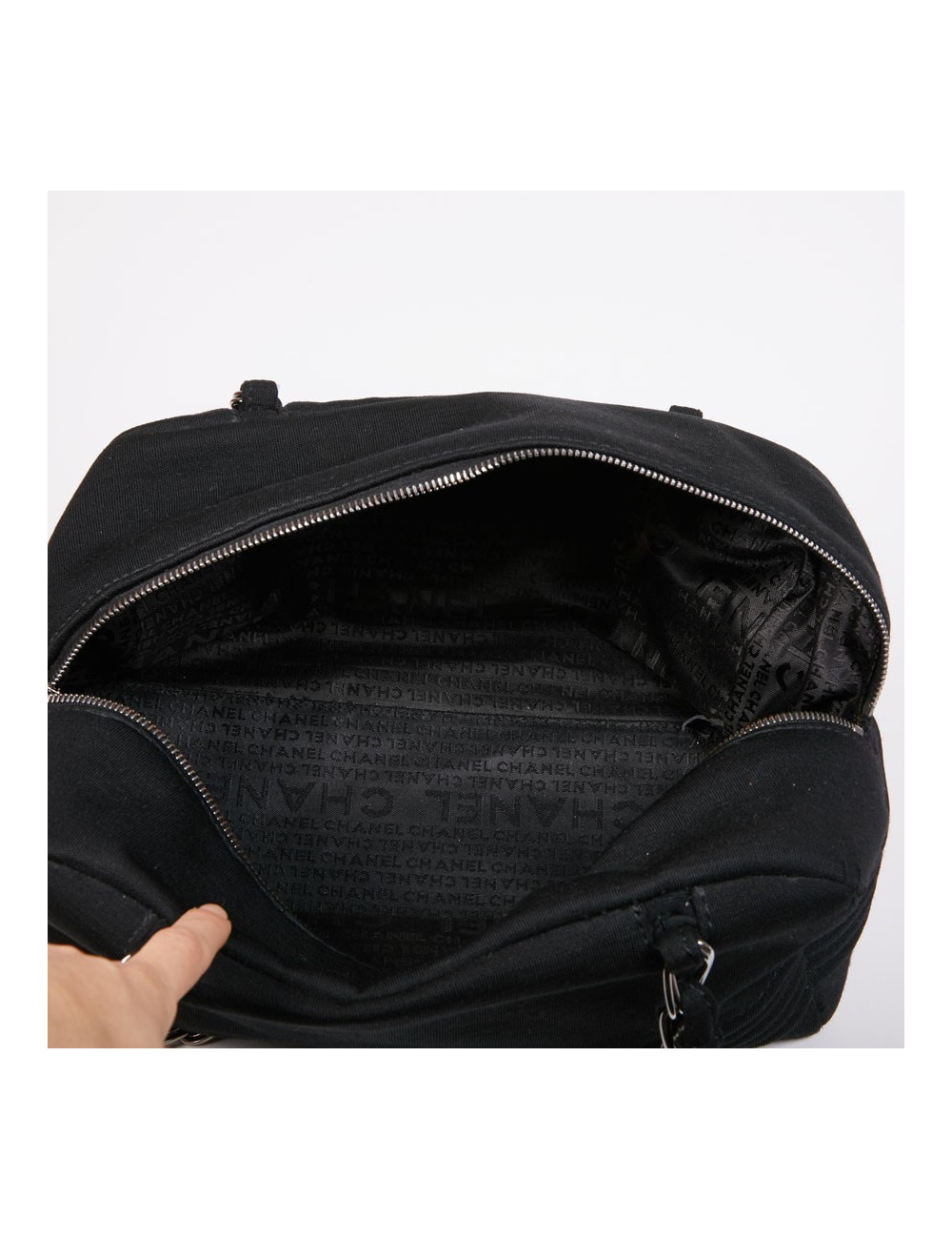 Sac CHANEL bowling en tissu jersey noir