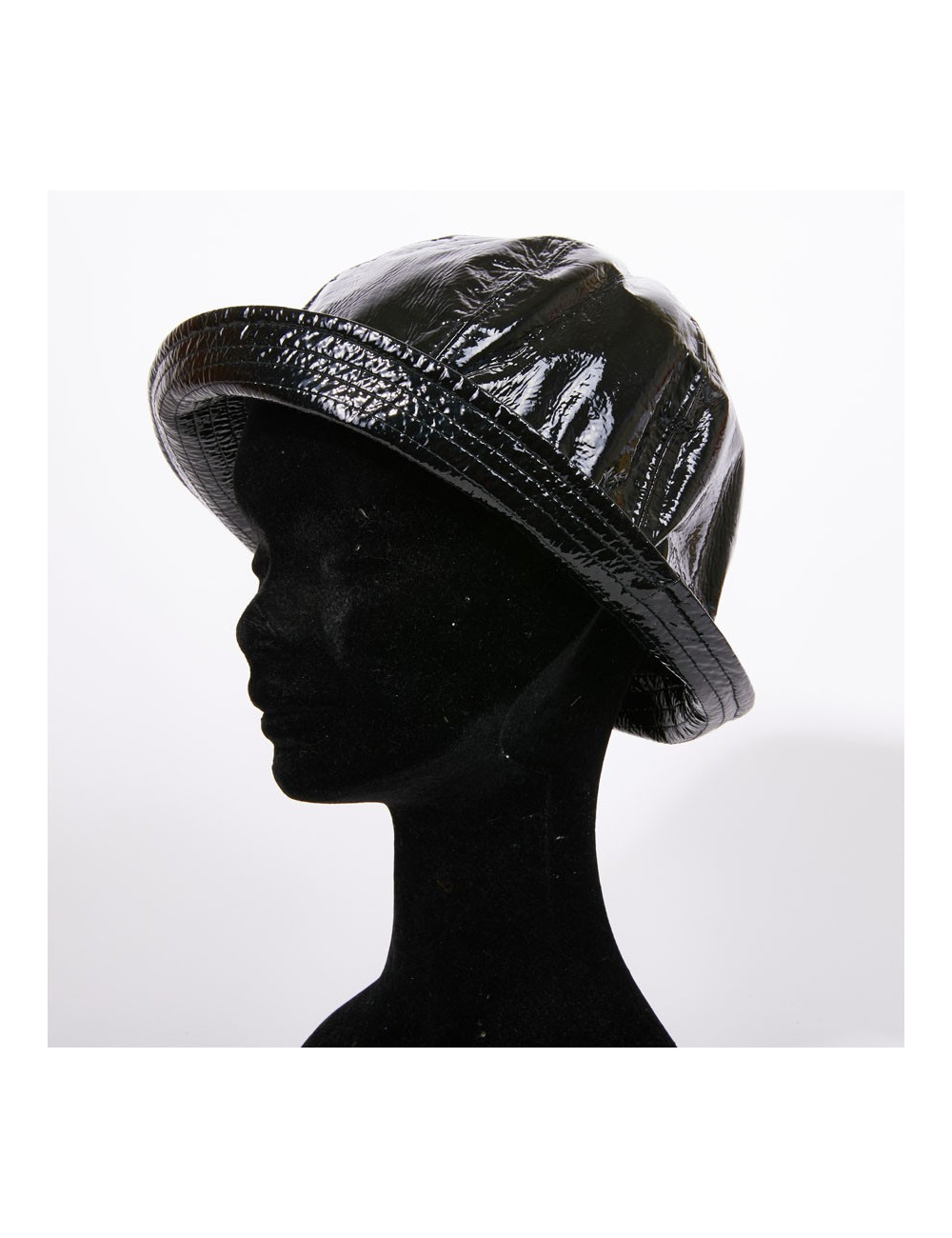Chapeau de pluie CHANEL noir verni