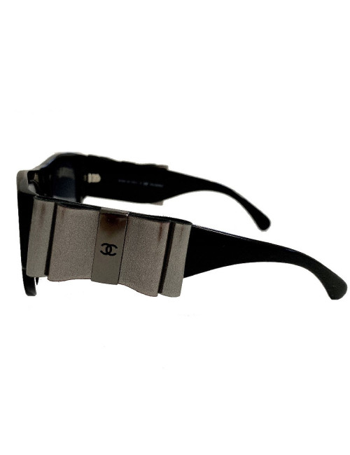 Solaires CHANEL noires polarisées