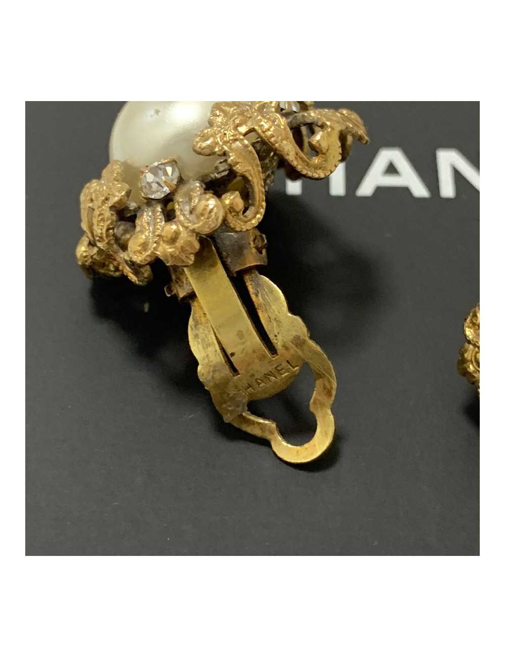 Clips couture CHANEL vintage