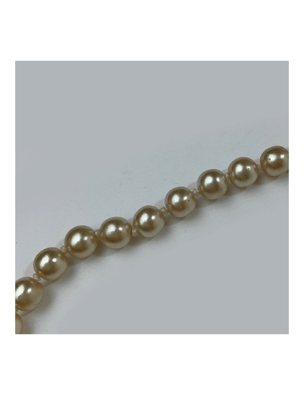 Sautoir perles nacrées Marguerite de Valois