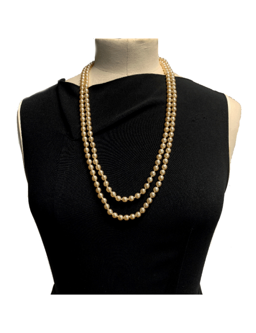 Long sautoir MARGUERITE DE VALOIS fines perles nacrées