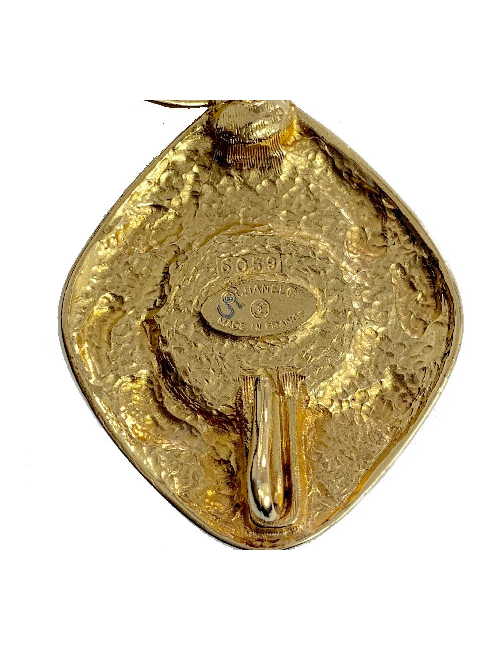 CHANEL Vintage gilded metal and pearly beads belt