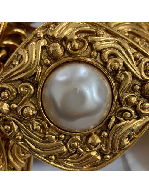 CHANEL Vintage gilded metal and pearly beads belt