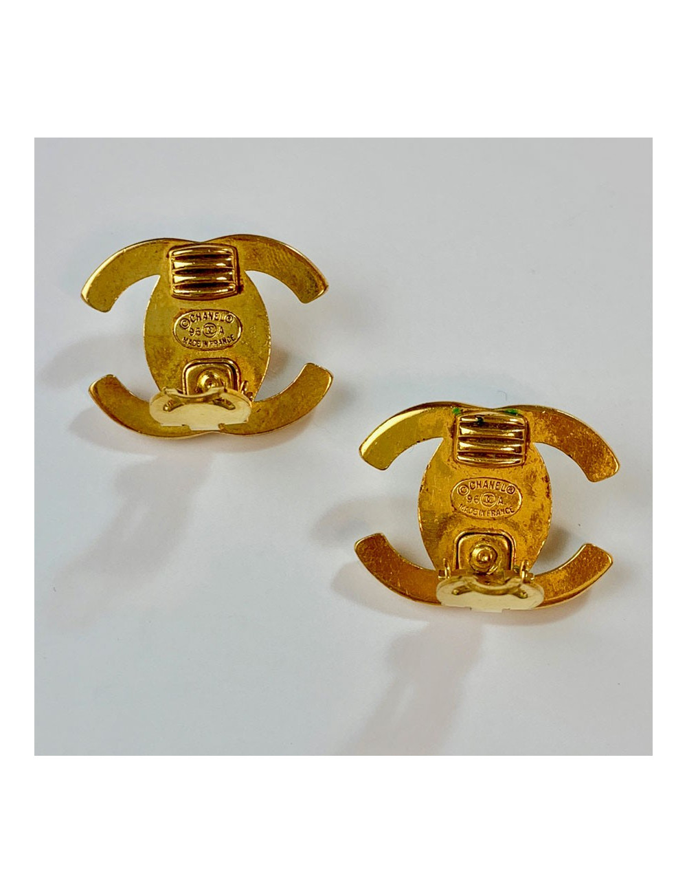 Boucles d'oreille clips CHANEL Vintage