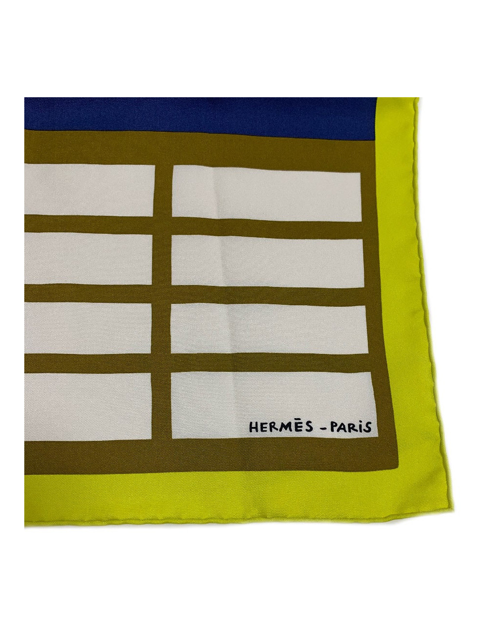 Carré 90 x90 HERMES soie 100%