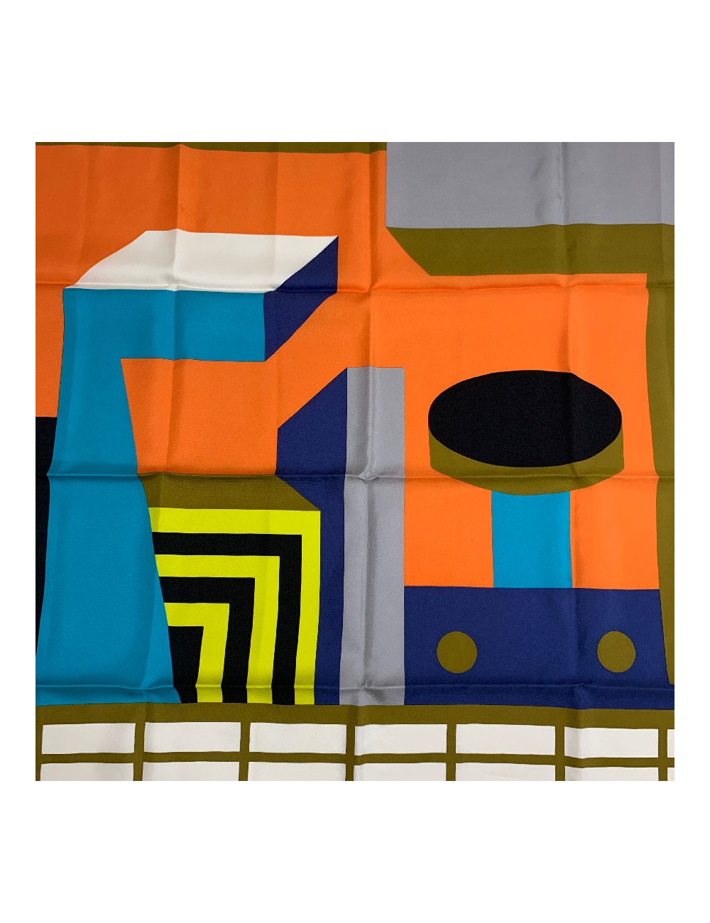 Carré 90 x90 HERMES soie 100%