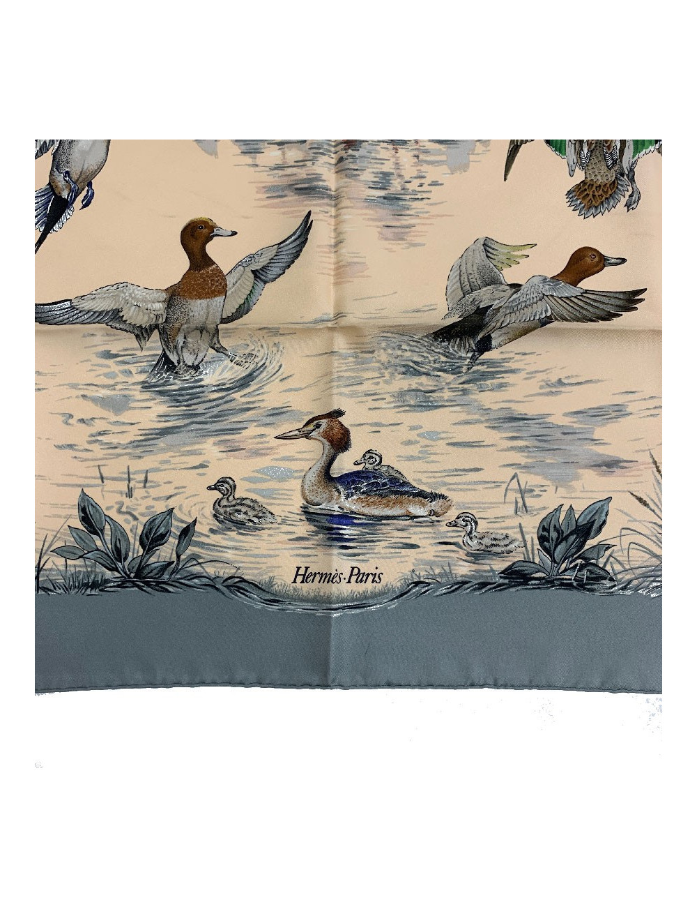 Carré 90 x 90 HERMES soie 100%