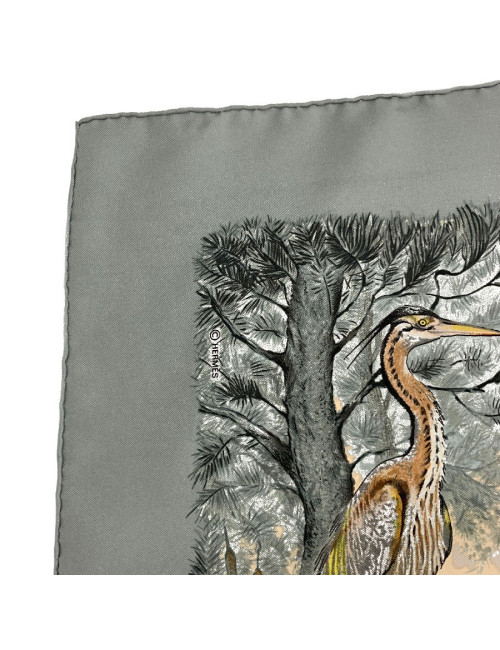 Carré 90 x 90 HERMES soie 100%