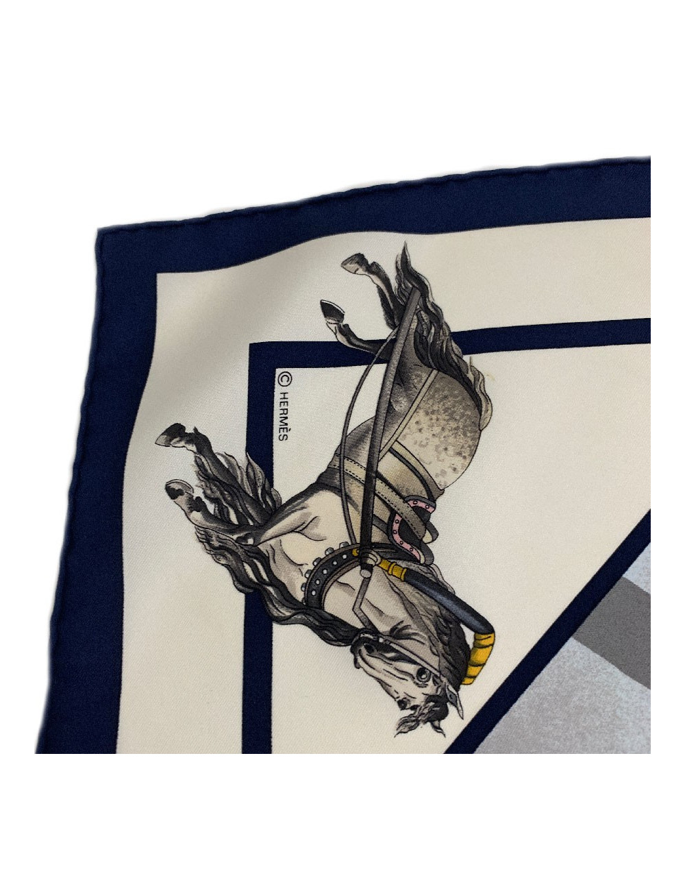 Carré HERMES Voyage en Russie soie beige et marine