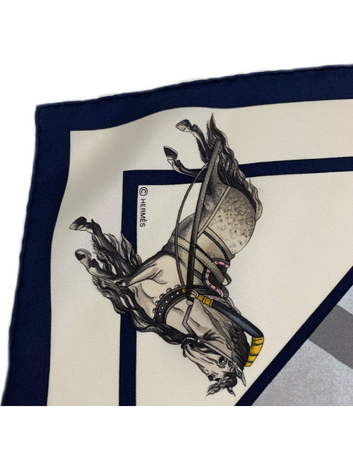 Carré HERMES Voyage en Russie soie beige et marine