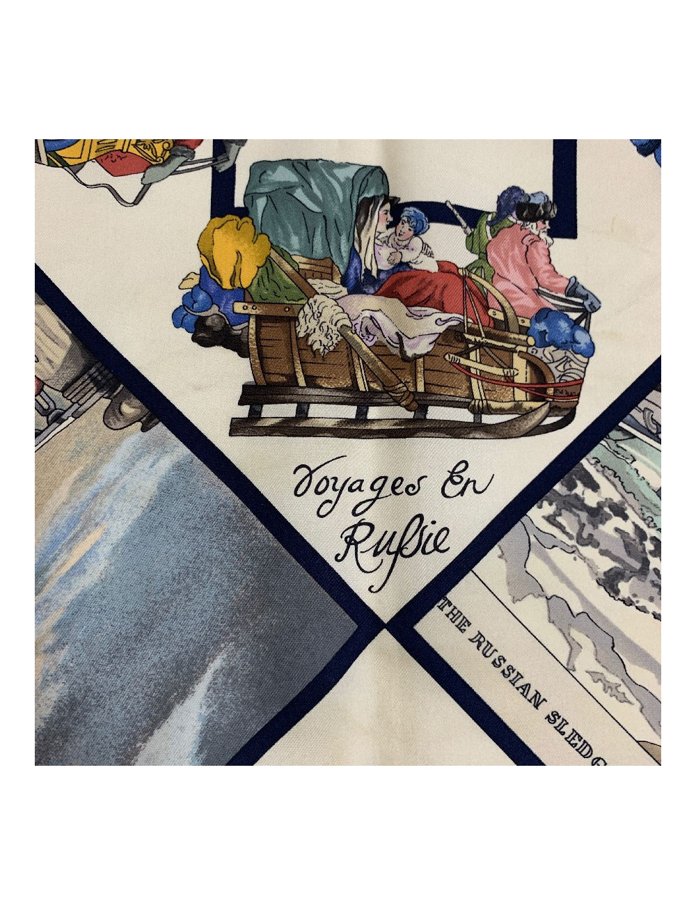 Carré 90 x 90 HERMES soie 100% "Voyage en Russie" 