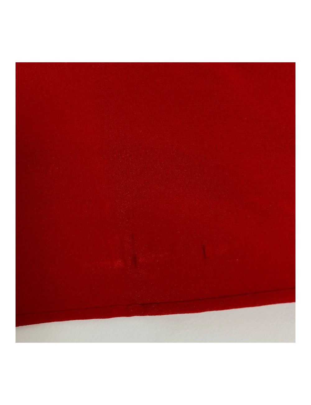 Echarpe YVES SAINT LAURENT rouge vintage à franges