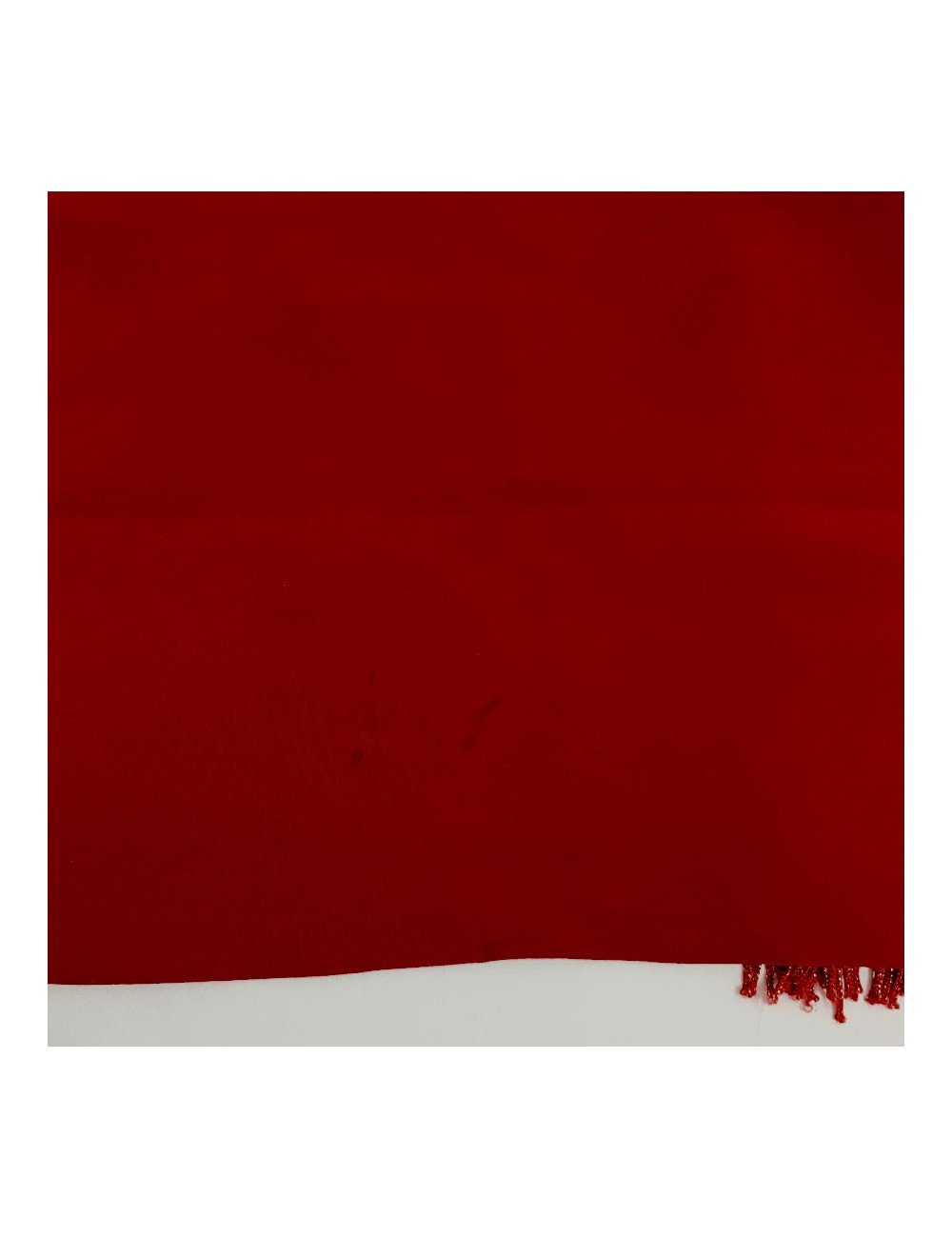 Echarpe YVES SAINT LAURENT en soie rouge franges