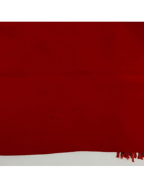 Echarpe YVES SAINT LAURENT en soie rouge franges