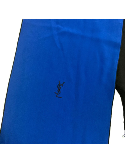Echarpe YVES SAINT LAURENT vintage en soie bleu électrique et noire franges