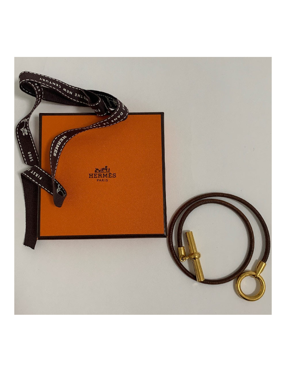 Collier HERMES Glénan cuir marron et bijouterie dorée