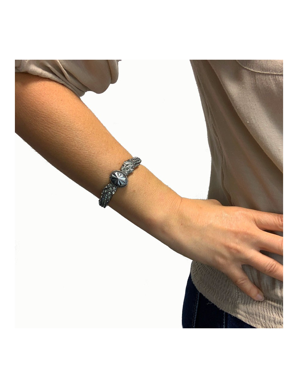 CHANEL Wing Bracelet