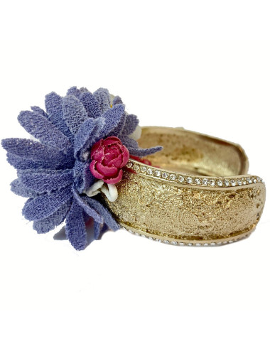 Bracelet CHANEL fleur en métal doré et tissu 2
