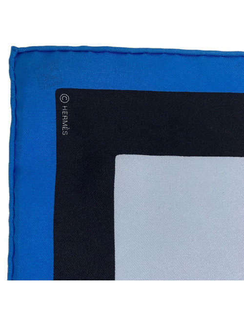 Carré 90 x90 HERMES soie 100%