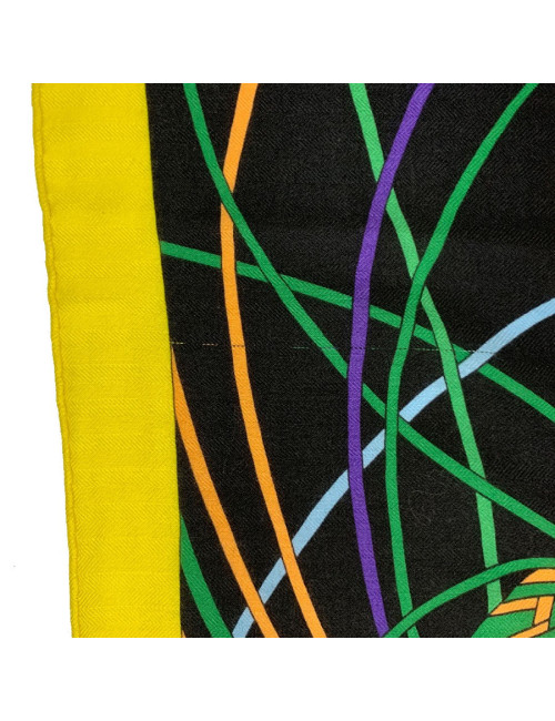 Châle HERMES 'L'Art du Temari' en cachemire et soie jaune
